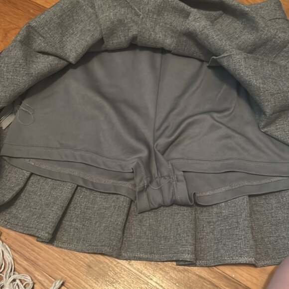 Gray Pleated Women's Skirt - Picture 2 of 2